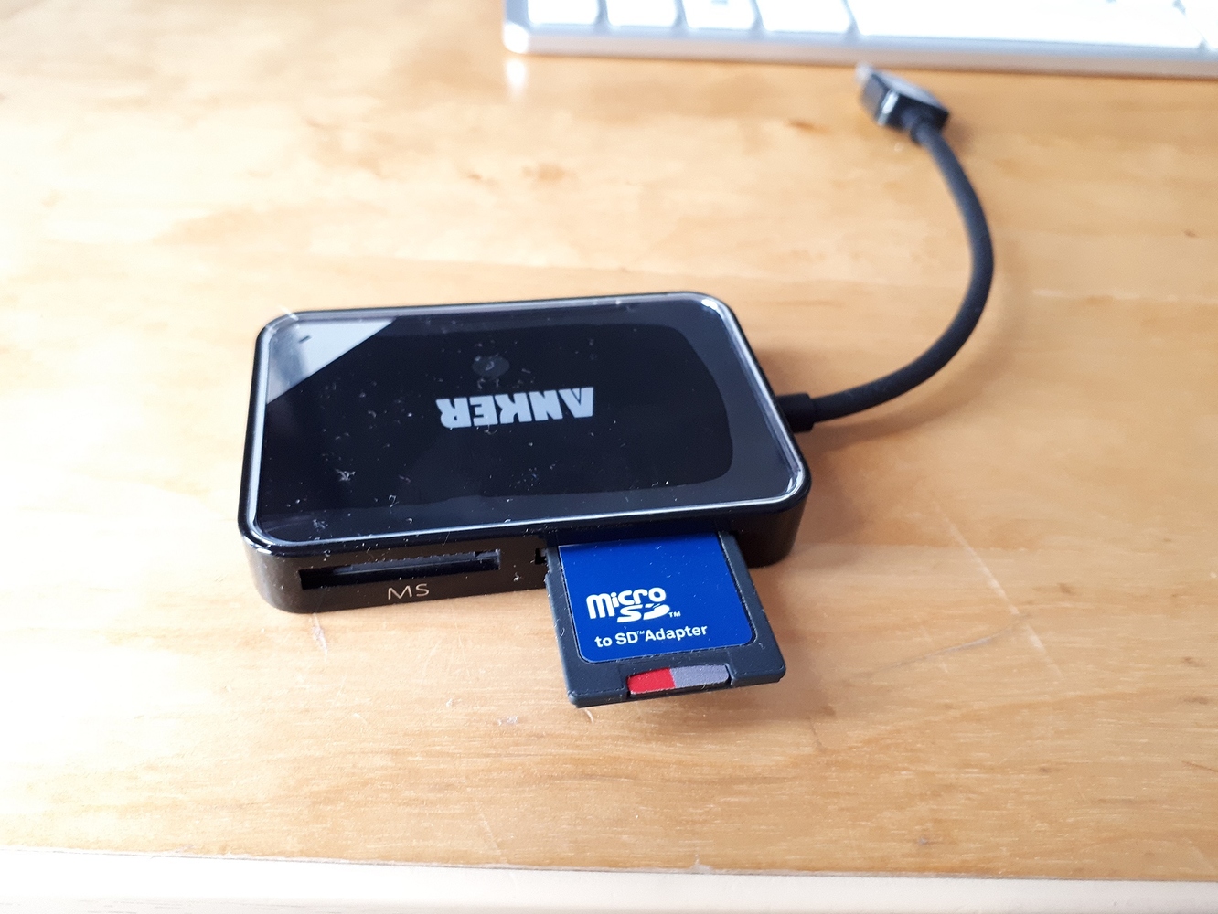 Anker USB 3.0 4Slot Card Reader unable to see MicroSD card on Windows